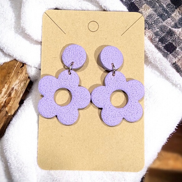 Pastel Flower Stud Polymer Clay Earrings - Picture 7 of 7
